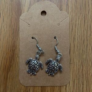 Turtle Earrings 🐢